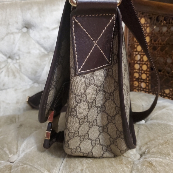 Gucci Beige and Brown Crossbody Bag - Picture 4 of 11